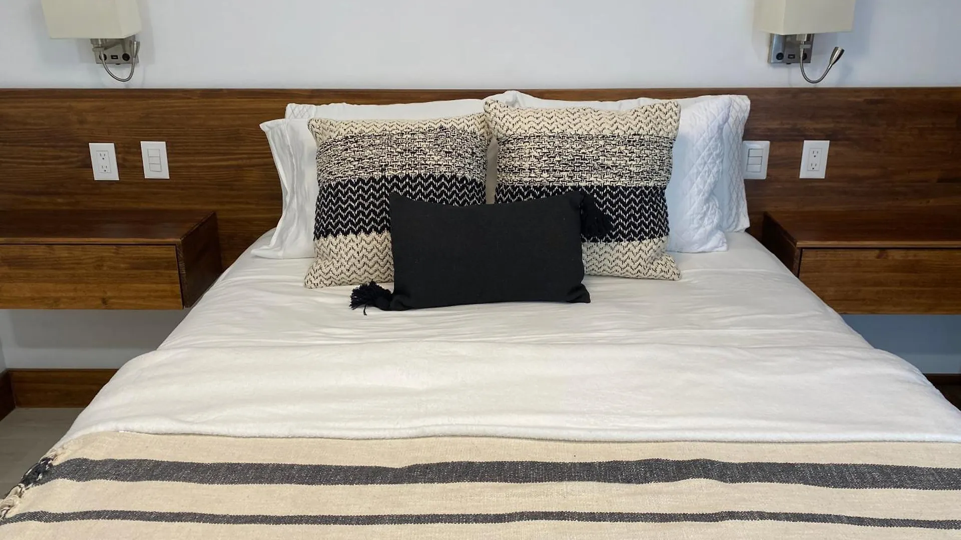 Casa Di Bella Bed & Breakfast Antigua Guatemala