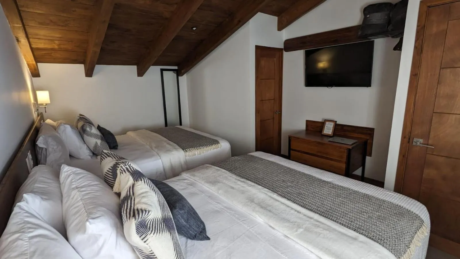 Casa Di Bella Bed & Breakfast Antigua